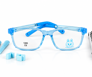 Geeky labubu Square KIDS Size Available From 11 : 12 Years