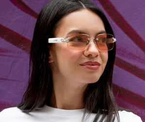 Chamelo Aura White Energy– 4-in-1 Color Changing Smart Sunglasses - نضاره دوت كوم | رقم 1 للنظارات الأصليه في مصر